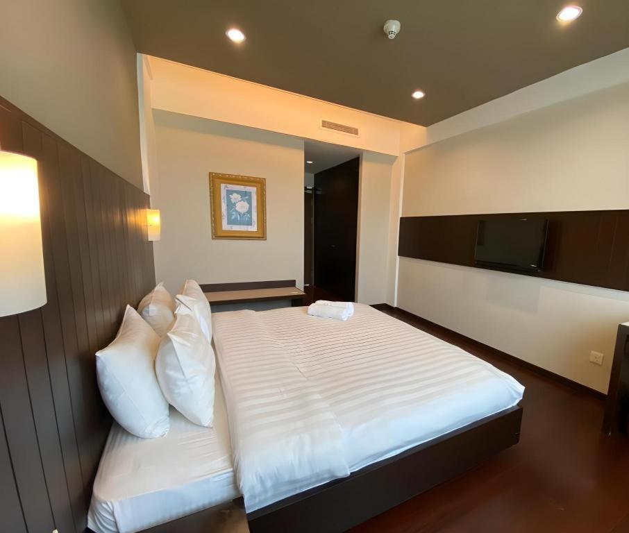 Kemena View Hotel Kuching Exterior photo